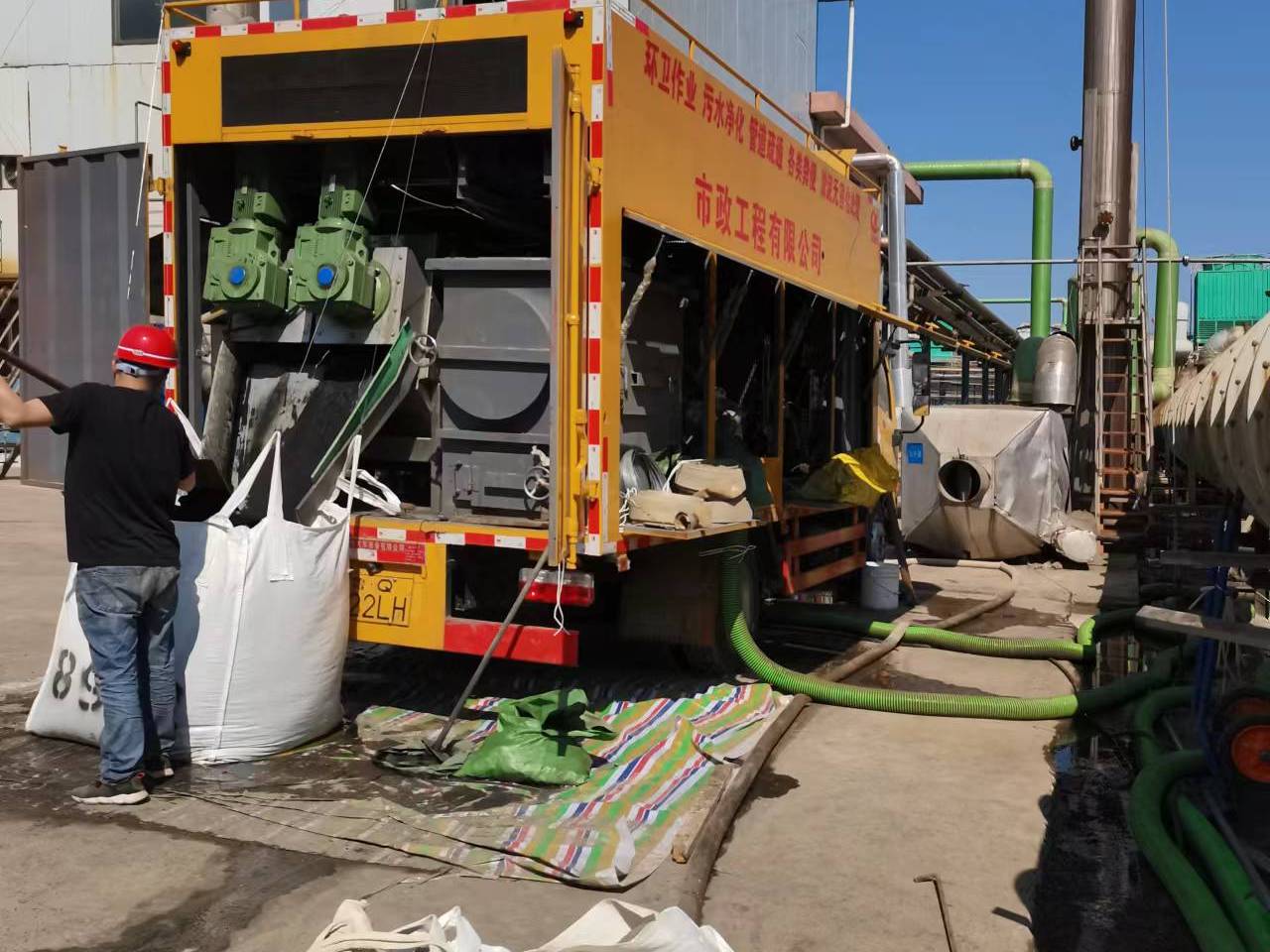 寿县淤泥压干处理